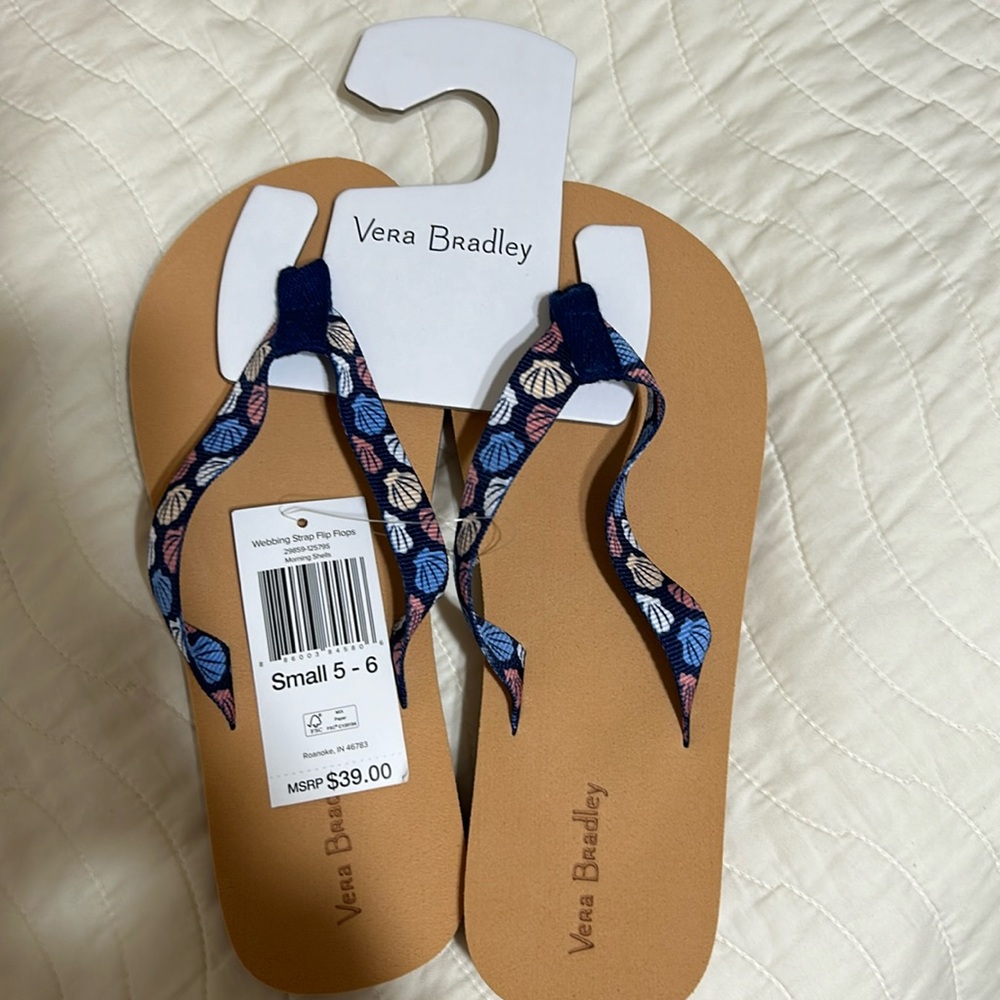 Vera Bradley sandals
